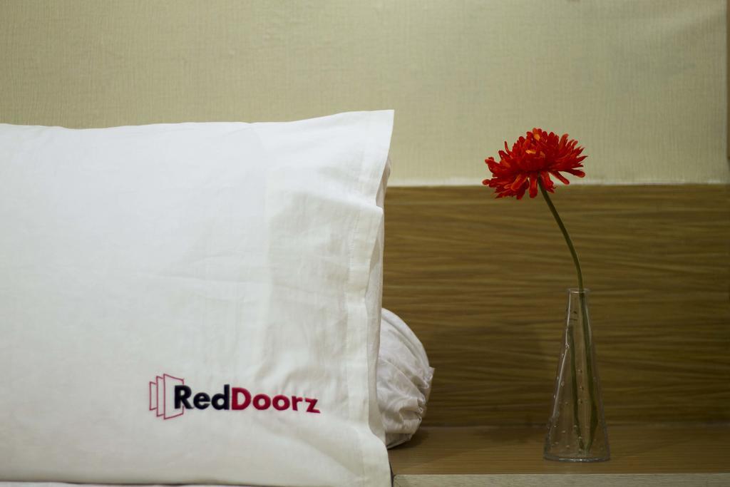 Reddoorz @ Klender Hotel Jacarta Exterior foto