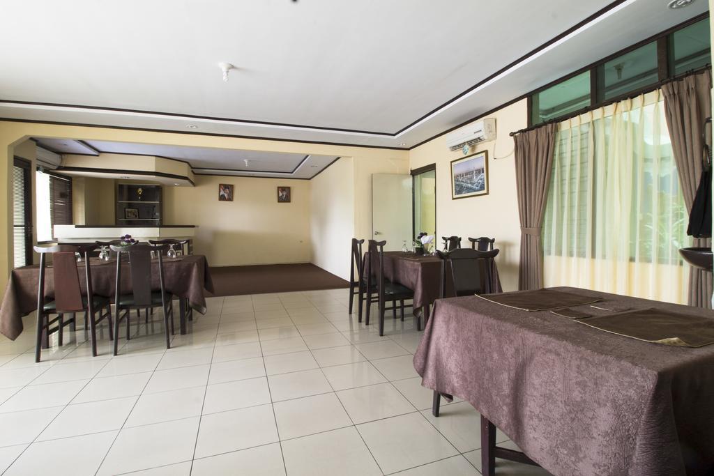 Reddoorz @ Klender Hotel Jacarta Exterior foto
